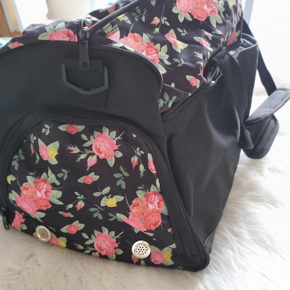 Lish Women's Floral Gym Duffel Bag - Picture 16 of 16